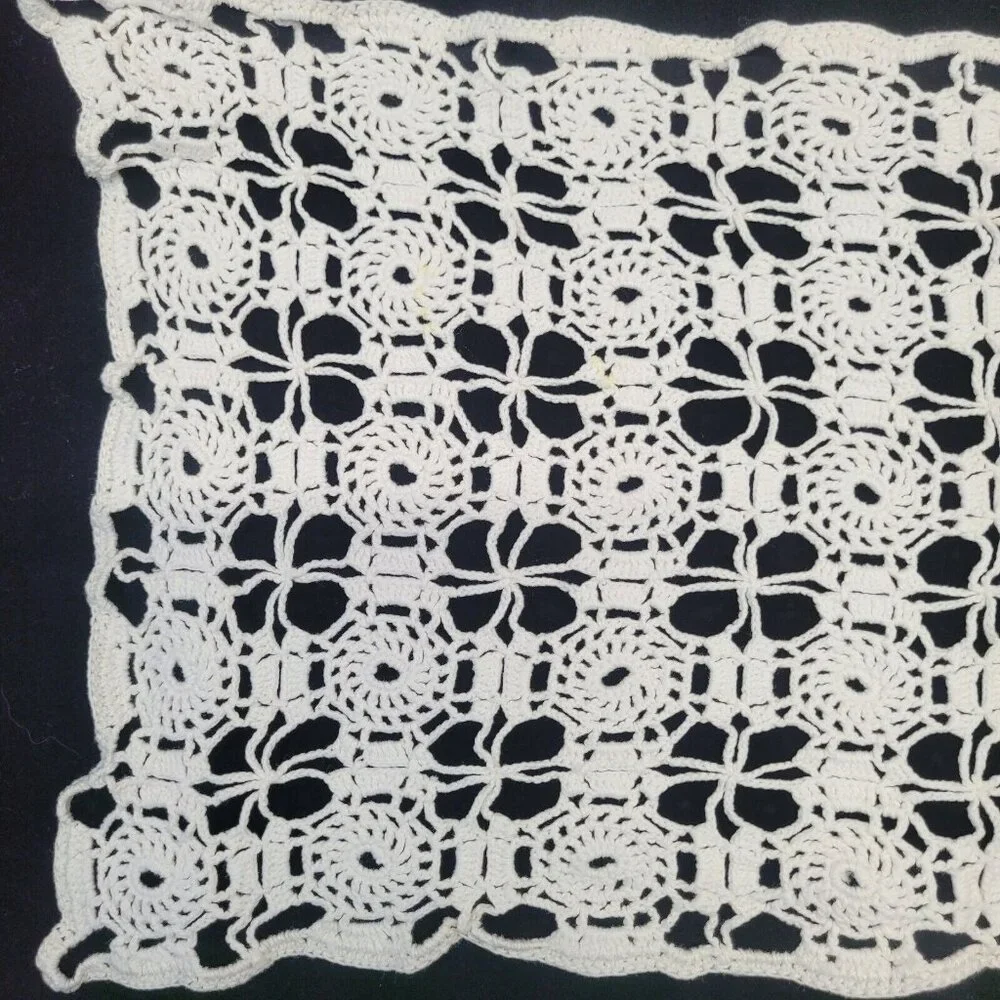 Crochet Doily Set Cream Vintage Floral Lace 5 Piece Mixed Lot